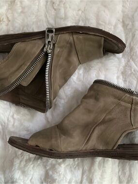 A.S. 98 leather sandals